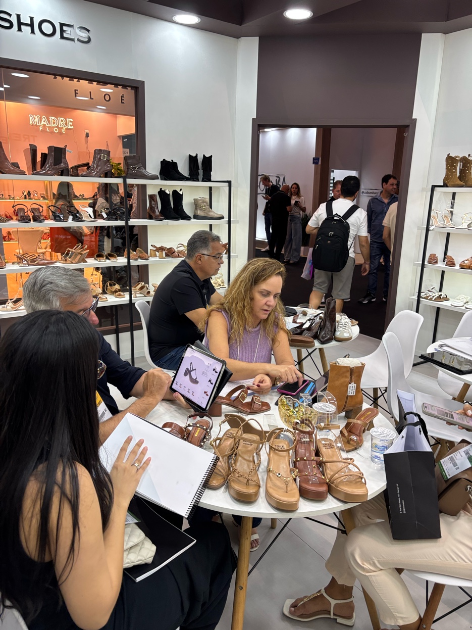 Sandália branca Tree Shoes